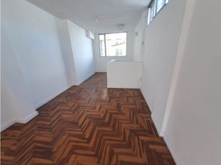 Foto 10 de Iñaquito Alto, Loca  Duplex Comercial, 110m2, 2 Ambientes, 1 Baños