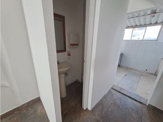 Foto 13 de Iñaquito Alto, Loca  Duplex Comercial, 110m2, 2 Ambientes, 1 Baños