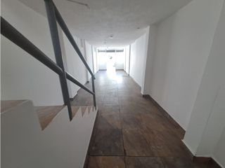 Foto 12 de Iñaquito Alto, Loca  Duplex Comercial, 110m2, 2 Ambientes, 1 Baños