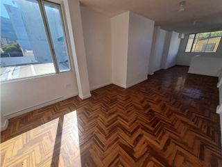 Foto 11 de Iñaquito Alto, Loca  Duplex Comercial, 110m2, 2 Ambientes, 1 Baños
