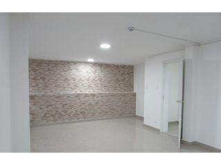 Foto 7 de Las Casas, Casa Comercial en Renta, 300m2, 7 Ambientes