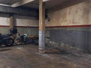 Foto 5 de VENTA COCHERA - EN EDIFICIO - OPORTUNIDAD