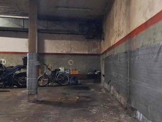 Foto 3 de VENTA COCHERA - EN EDIFICIO - OPORTUNIDAD