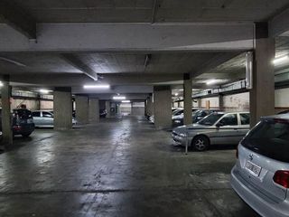 Foto 1 de VENTA COCHERA - EN EDIFICIO - OPORTUNIDAD