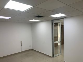 OFICINA en ARRIENDO en Barranquilla El Country