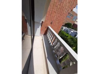 Foto 6 de VENDO APARTAMENTO EN RIOMAR