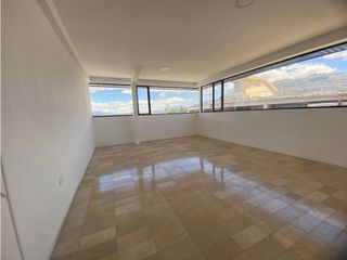 Foto 10 de San Isidro del Inca, Oficina en Renta, 270m2, 3 Ambientes