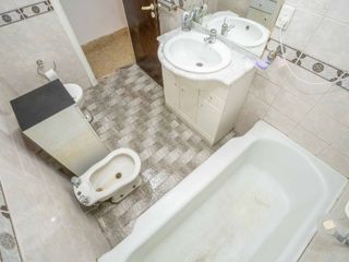 Foto 16 de VENTA PH 4 AMB PARQUE PATRICIOS PERMUTA / FINANCIA