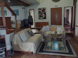 Foto 12 de VENDO CASA 7 AMBIENTES