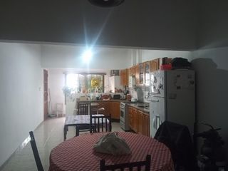 Foto 3 de Venta APPTO Casa 3 dormitorios cochera patio pileta Escritura en Barrio Parque Republica U$S52.000.