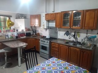 Foto 4 de Venta APPTO Casa 3 dormitorios cochera patio pileta Escritura en Barrio Parque Republica U$S52.000.