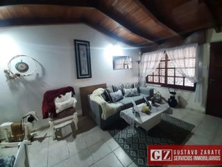 Foto 2 de CASA EN VENTA EN ZONA SUR CON  4 DORMITORIOS + PILETA