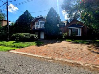 Foto 3 de HERMOSA CASA EN ALQUILER EN BANCO PROVINCIA