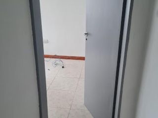 Foto 13 de Retasado Venta Casa 3 dormitorios cochera pasante 3 autos quincho asador Escritura en Ameghino Norte U$S65.000.