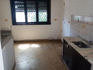 Foto 15 de Venta de departamento tipo ph de cuatro ambientes en Ramos Mejia