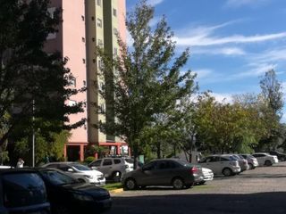 Foto 3 de CONDOMINIO PRIVADO LOS ALAMOS . DEPTO 2 AMB CON COCHERA MUY BUEN ESTADO