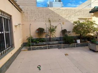 Foto 18 de VENTA O PERMUTA Casa muy bien conservada y cuidada de 3/4 dormitorios