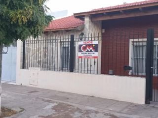 Foto 13 de VENTA O PERMUTA Casa muy bien conservada y cuidada de 3/4 dormitorios