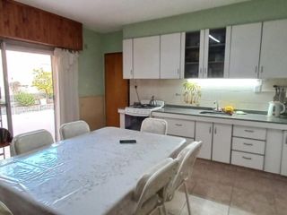 Foto 20 de VENTA O PERMUTA Casa muy bien conservada y cuidada de 3/4 dormitorios
