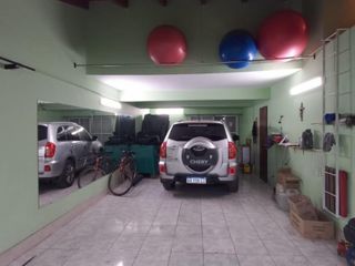 Foto 3 de VENTA O PERMUTA Casa muy bien conservada y cuidada de 3/4 dormitorios