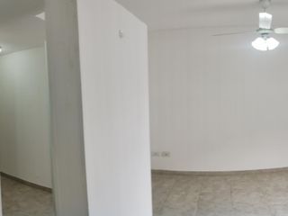 Foto 11 de DEPARTAMENTO 2 AMBIENTES CON PATIO Y COCHERA
