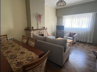 Foto 3 de Casa 5 ambientes con quincho en venta en San Jose