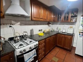 Foto 5 de Casa 5 ambientes con quincho en venta en San Jose
