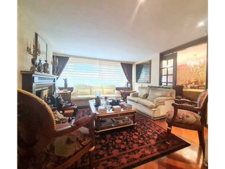 Foto 2 de Arriendo Apartamento Chico 279 m2