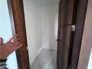 Foto 14 de Monteserrín, Departamento en Venta,  89m2, 2 Habitaciones