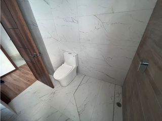 Foto 16 de Monteserrín, Departamento en Venta,  89m2, 2 Habitaciones