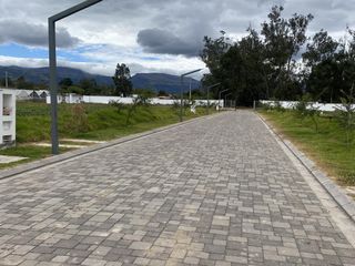 Terreno de venta ubicado en Tumbaco.  Dentro de Urbanización, Plano