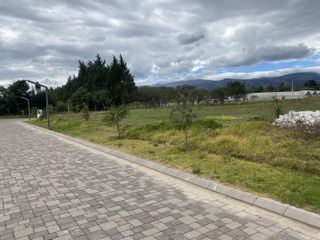 Terreno de venta ubicado en Tumbaco.  Dentro de Urbanización, Plano