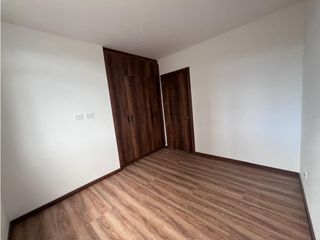Foto 12 de Monteserrín, Departamento en Venta,  128m2, 3 Habitaciones