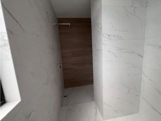 Foto 5 de Monteserrín, Departamento en Venta,  128m2, 3 Habitaciones
