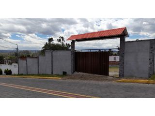 Foto 1 de Tumbaco, Casa Amoblada en Renta, 150m2, 2 Habitaciones