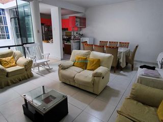 Foto 3 de Casas Venta CAL. Villa San Remo - Frente a la Avenida Los Olivos. - SAN MARTIN DE PORRES