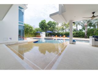 CASA PARA LA VENTA - CONDOMINIO CAMPESTRE EL PEÑON GIRARDOT