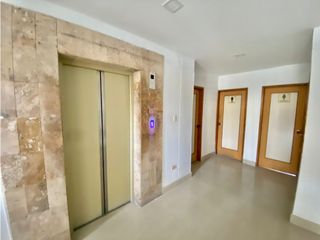 Foto 6 de SE VENDE OFICINA DE 49 M2 EN EL EDIFICIO DAVIVIENDA, SANTA MARTA