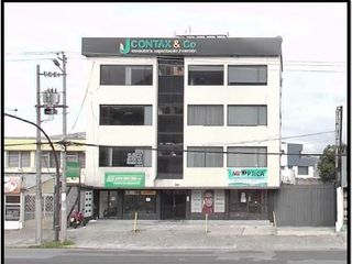 Foto 1 de EDIFICIO COMERCIAL EN VENTA SOBRE AV. AMERICA-CENTRO NORTE QUITO