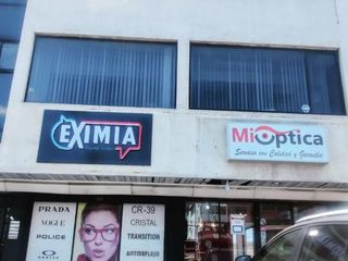 Foto 2 de EDIFICIO COMERCIAL EN VENTA SOBRE AV. AMERICA-CENTRO NORTE QUITO