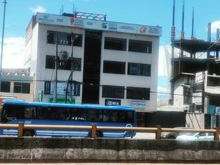 Foto 4 de EDIFICIO COMERCIAL EN VENTA SOBRE AV. AMERICA-CENTRO NORTE QUITO