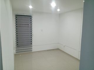 ARRIENDO OFICINA EN EL POBLADO