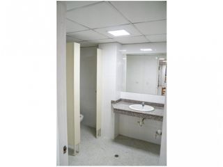 Foto 12 de BODEGA EN ARRIENDO, MODELIA, EXCELENTE UBICACION