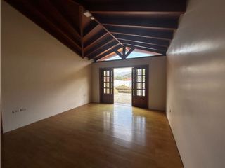 Foto 13 de Casa comercial de alquiler