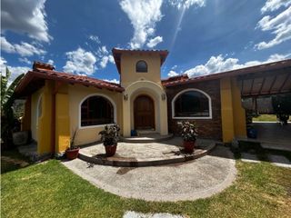 Foto 1 de Casa comercial de alquiler
