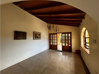 Foto 6 de Casa comercial de alquiler