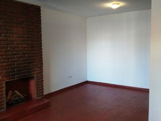 Foto 3 de DEPARTAMENTO AL FRENTE 3 AMBIENTES CON COCHERA