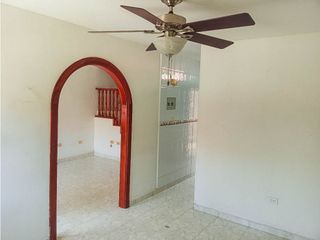 CASA PARA ARRIENDO EN SANTA MARTA