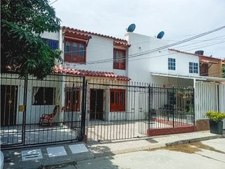 CASA PARA ARRIENDO EN SANTA MARTA