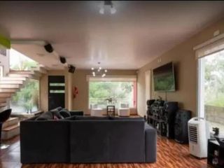 Foto 3 de Casa en venta - 3 Dormitorios 3 Baños - Cochera - 490Mts2 - Valeria del Mar